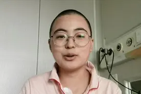 你坚强的样子最美！得知刘晓出仓好消息，师生为她加油图片