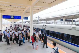 全程3小时1分，巢湖至上海始发高铁正式开通图片