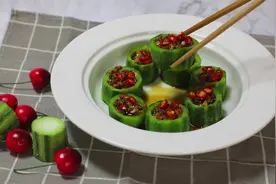 美食+ | 蒜蓉蒸丝瓜：夏日里的清爽开胃菜图片