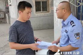 石楼交警与客运企业签订交通安全责任书图片