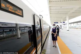 安徽巢湖至上海始发高铁列车开通图片
