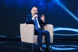 上海市教委李永智：形成线上线下混合教学新模式，审慎应对AI应用风险和挑战图片