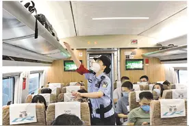 赵欣瑞：为警则刚的阳光姐姐图片