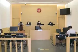 家门口装了个东西，两户邻居吵到上法院图片