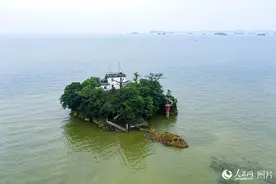 卫星监测显示：鄱阳湖主体及附近水域面积近10年最大图片