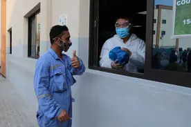 阿联酋华人爱心社走进阿布扎比劳工营地图片