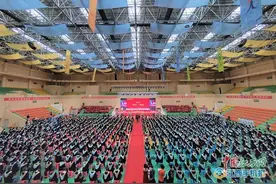 新余报道：江西工程学院：创新创业在这里延续 成功理想在这闪光图片