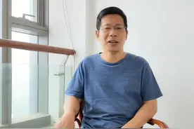 亲悦读丨号称畅销5000万册的《查理九世》，为何会被下架？图片