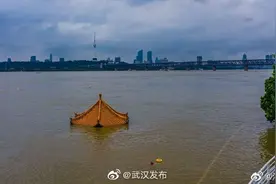 震撼！航拍武汉长江汉江图片