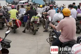 48小时转移4000多名群众 江西九江江洲岛最后的撤离图片
