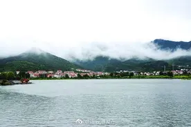 连云港花果山大圣湖上空现雾海奇观图片