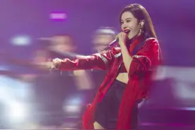 姐姐日记 ③｜郁可唯：说唱部分的表演，还好有成都老乡ICE给我场外指导图片