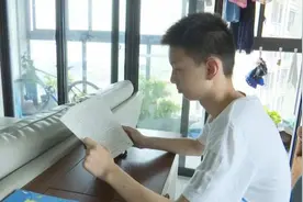 父亲患癌，14岁男孩的决定，全网泪目图片