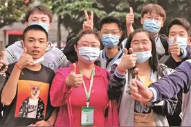 南京中考首日三门权威卷评图片