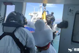 外籍船员厦门海域突发疾病 直升机紧急救援图片
