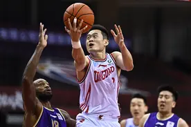 篮球——CBA复赛第二阶段：青岛国信双星迎战北京控股图片