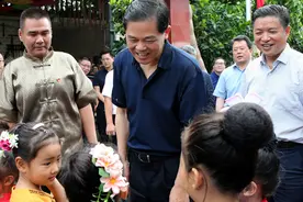 陈豪在西双版纳州调研时强调：加强生态资源保护 为子孙后代谋长远图片
