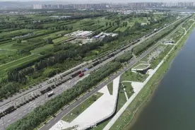 来太原汾河公园，看一江清水秀两岸图片