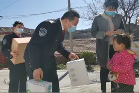 济南公交集团164路驾驶员陈松用平凡善举传递正能量图片