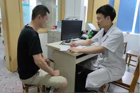 家有男娃！趁暑假给他的包皮解除“束缚”图片