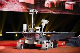 “天问一号”成功发射 中国首辆火星车亮相图片