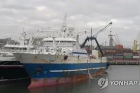 韩国釜山港一俄籍船暴发集体感染 32名船员确诊图片
