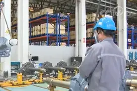 政策发力增效助企纾困、激发市场活力 减税降费累计超万亿图片