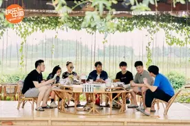 《向往4》收官宋丹丹陈赫返场 蘑菇屋里再次唱响《心火烧》图片
