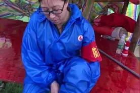 乘风破浪的姐姐丨女民兵营长带留守妇女抗洪：我们不比男人差视频封面