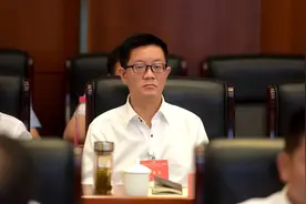 铜仁学院党委书记朱洪波：聚集智力资源 助力脱贫攻坚图片