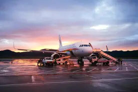 西藏航空开通新航线“拉萨=兰州=九寨沟”图片