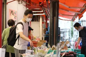 日本人对疫情宅家看法：七成的丈夫欢喜 四成的妻子叫苦图片