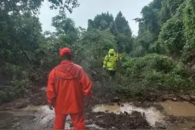 暴雨致四川绵阳5个县（区）17个乡镇受灾 30余支救援队伍紧急转移安置335人图片