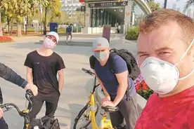 他是老外，但他觉得自己更是一个深圳人 主持人麦子和深圳特区一起迎来不惑之年图片
