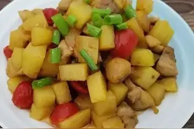 保存土豆这么简单，教你4个小技巧，放半年都不长芽不变绿图片