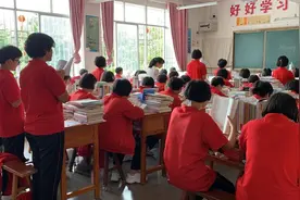 中国唯一的免费女高有位乘风破浪的女校长图片