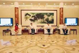 岂曰无衣，与子同袍——欧美同学会“海归好医生与海外留学生在线对话”扫描图片