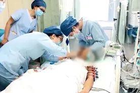 可怕！长期熬夜玩手机 23岁女子心脏停跳了3天视频封面