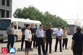 潍坊市扶贫办副主任、三级调研员刘新国带队到博兴考察调研图片