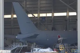 日本首架KC-46A空中加油机曝光 正在波音工厂秘密组装图片