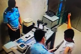 快讯｜警企合作 1小时破获盗窃电动车案件图片
