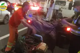 你硬是把车改装成了“炸弹”……图片