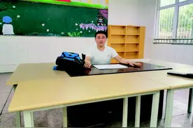 635分盲人高考生的“私心”图片