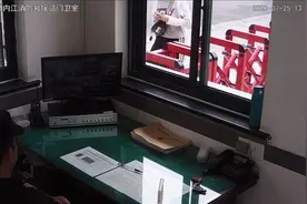 李现粉丝“豪赠”36张电影票，请杨浦消防“蓝朋友”看电影图片