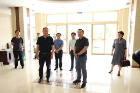 谭鲁民到德州武城县融媒体中心调研图片
