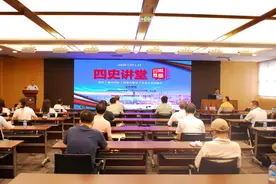新中国的人民军队建设，经历了哪三次历史性转折图片