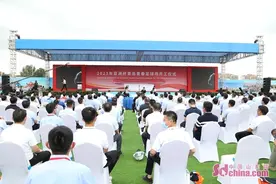 山东首个五万座专业足球场 2023年亚洲杯青岛青春足球场项目正式开建图片