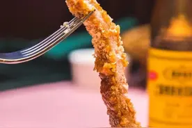 云南南路的排队王，这家草根炸猪排店你一定听说过图片