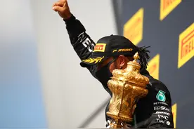 赛车——F1英国大奖赛：汉密尔顿夺冠图片