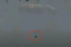 创造历史！SpaceX载人飞船返回地球图片